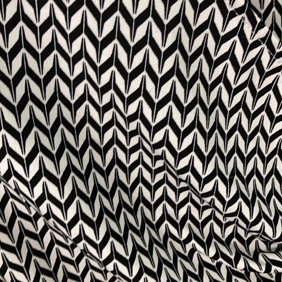 Women’s wrap top - Picture 2 of 2